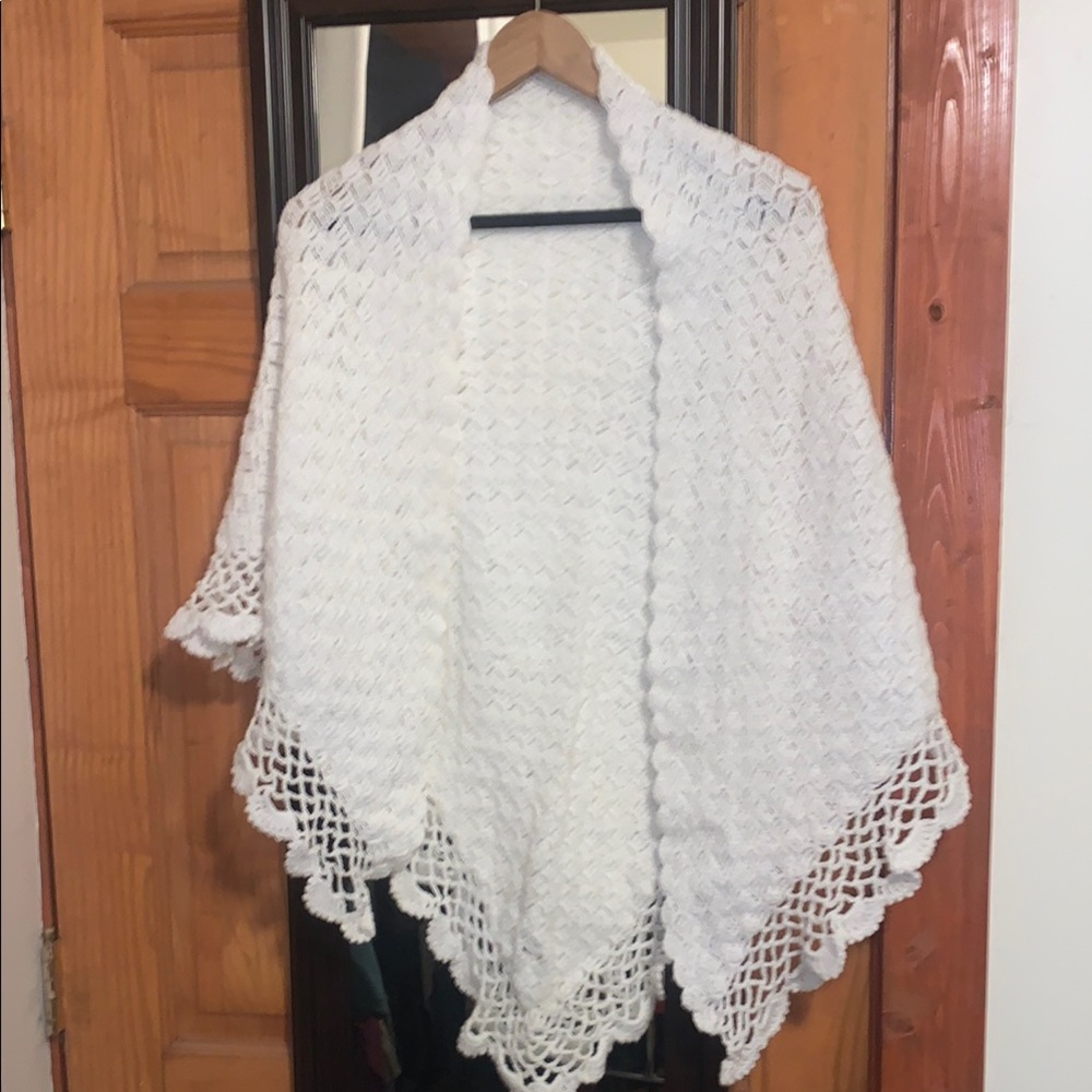 Elegant White Crochet Shawl